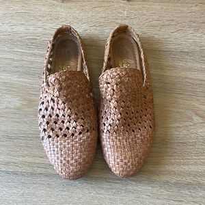 Sbicca Vintage Leather Slides